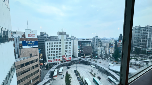 調布駅前の眺め